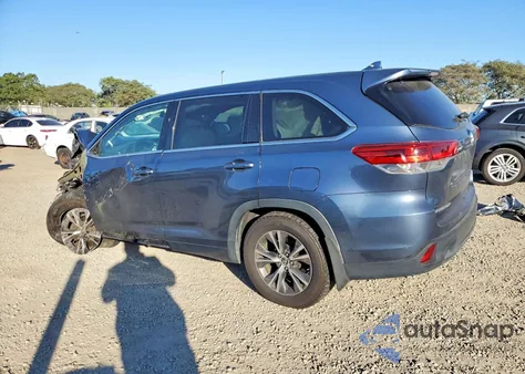 2017 Toyota Highlander Le from USA, damaged, VIN 5TDBZRFH5HS381689